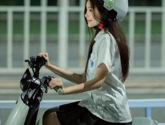 pans – 熙媛白衬衫：在线发布优雅写真，尽享丰富视觉资源