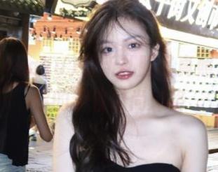 探索サク(saku)最新礼服写真照片，打造你的个性时尚风格
