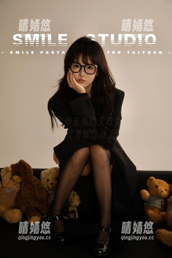 丝慕GIRL - 前所未见的文欣兔女郎写真作品集：专属资源释放无限创意