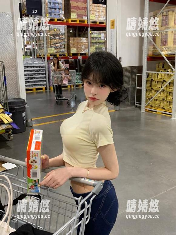 丽柜 - 佳怡的户外私房写真，直击你心底的美好，不看绝对后悔！