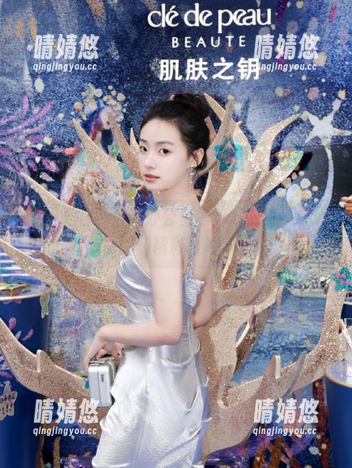 丽柜 - 在可馨的办公室里，发现美丽与灵感：原图和精彩图片等你来！