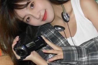 丽柜 – 绝美白色写真曝光，文芮带你领略独特美图，快来下载吧！