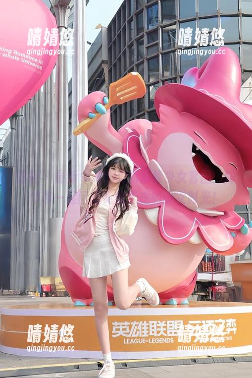 丽柜 - 最新令人心动的苏黎少女套图，陪伴你一起回忆无忧无虑的少女时光！