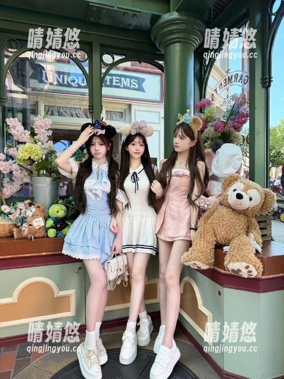 丽柜 - 蕊蕊的囚女柔情写真集：珍藏图库资源，展现唯美魅力