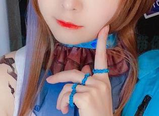 亚缇arty献上精彩Cos图集，带你领略阿尔托莉雅Lily的仙境风采