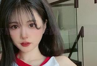 快来下载倦倦喵的黑内衣套图，全部免费送给你哦