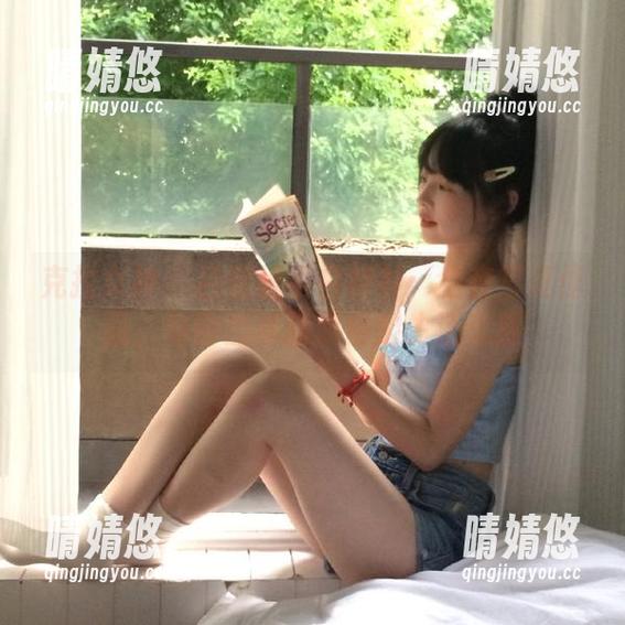 克拉女神-吕佳 克拉女神 - 吕佳携手白衬衫:全套写真作品,勾勒出清新脱俗的生活态度