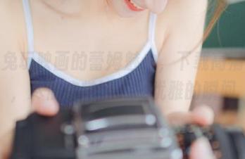 发现兔玩映画的蕾姆魅力，下载高清原图，尽情欣赏迷人与优雅的瞬间