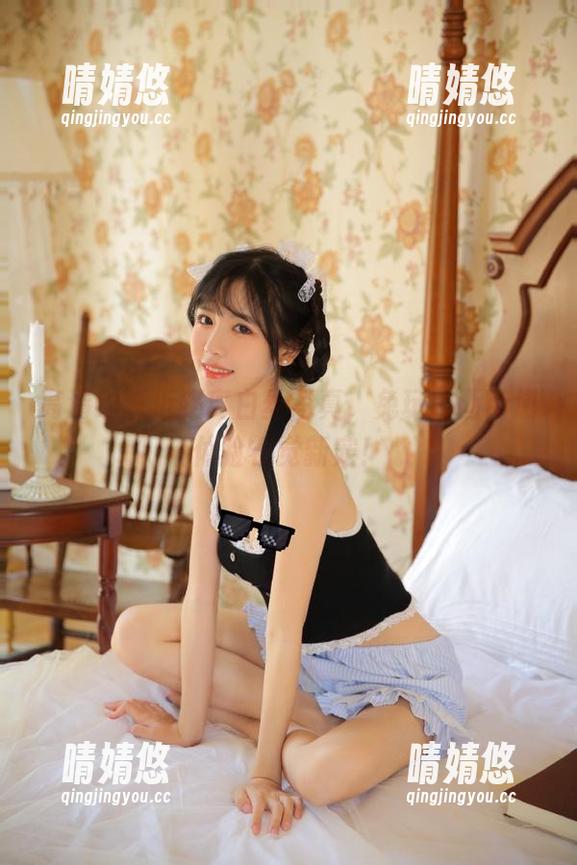 高清细腻近距离白丝写真，兔玩映画带您体验视觉新宠！
