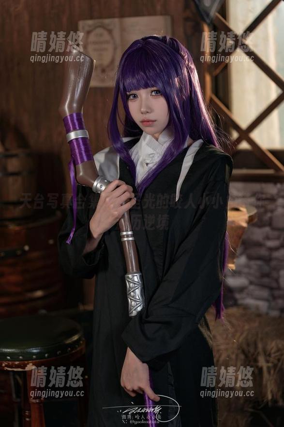 咬人小小兔 天台写真合集:无圣光的咬人小小兔带你游历逆境