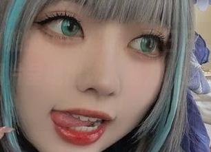 小红帽与狼的浪漫邂逅，啊日日_Ganlory全套图片呈现出迷人魅力，快来一起欣赏吧！