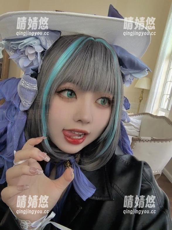 啊日日_Ganlory 小红帽与狼的浪漫邂逅,啊日日_Ganlory全套图片呈现出迷人魅力,快来一起欣赏吧!