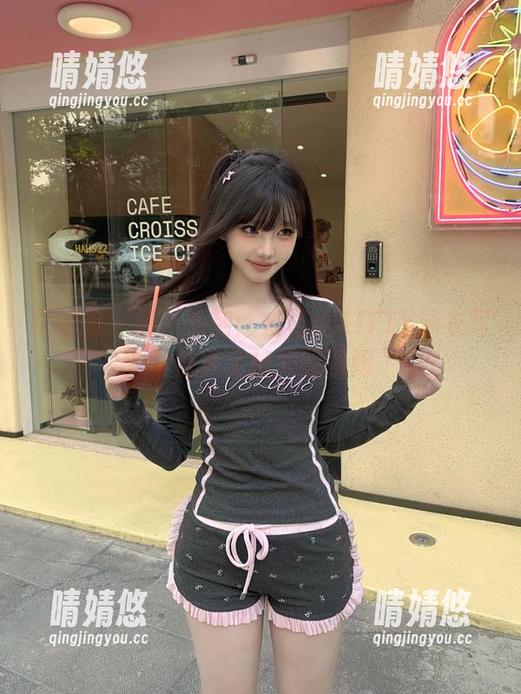 嗲囡囡 - 最新系列：施忆佳KITTY泳衣写真合集定格美丽瞬间