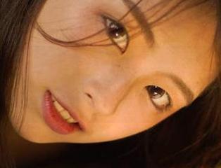 头条女神 – 不可错过的免费写真：JennyR裤里丝倾情演绎时尚与优雅！