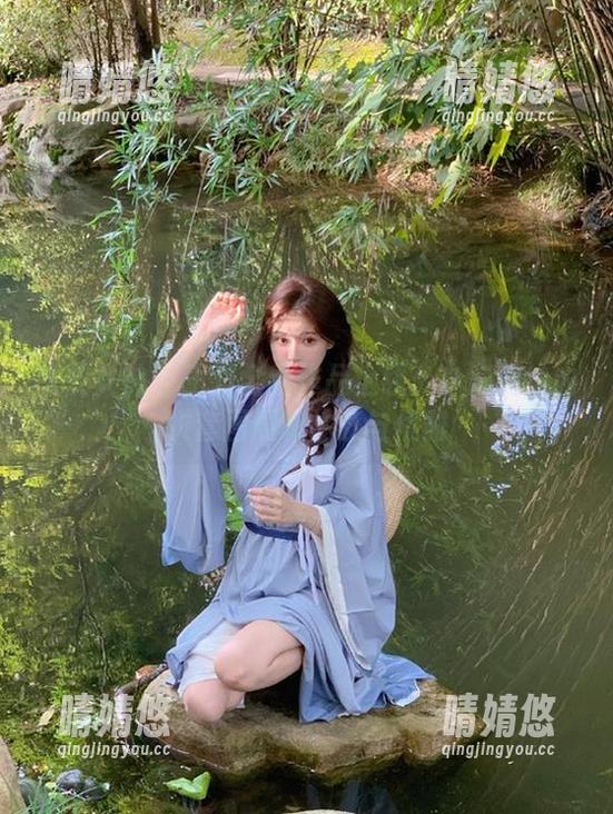 头条女神-王竹 头条女神 - 王竹全新作品上线:少妇薄纱内衣套图展现性感与优雅