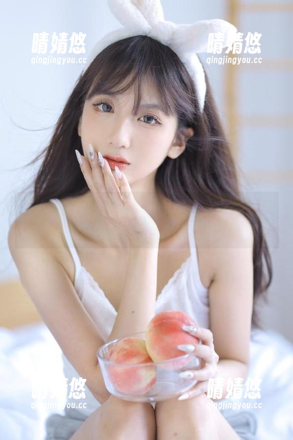 头条女神 - 美图盛宴：郭忆然厨娘资源分享，带来视觉与味觉的双重享受