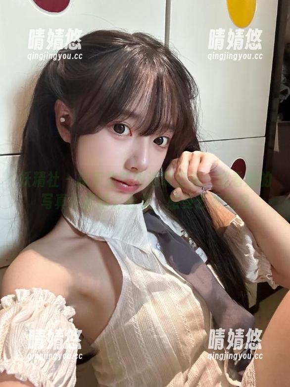 妖精社-焦艺 妖精社 - 探索焦艺的透明空间:观看她的写真作品精彩合集,感受艺术气息
