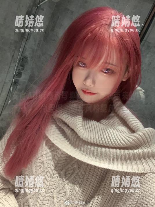 安食Ajiki高清写真作品，皮衣带来的时尚灵感，别样风格绽放