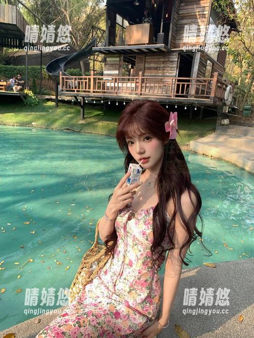 发现宋哈娜(송하나)的魅力：在线浏览《DJAWA-仅缎带装》的美图，感受极致的视觉享受与艺术魅力！