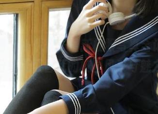 微密圈 – 小优优子最新校服写真全记录，分享无可替代的校园风采与魅力