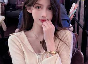 迷人的小小奶瓶儿：双马尾制服师生剧情加长版高清壁纸让你陶醉！