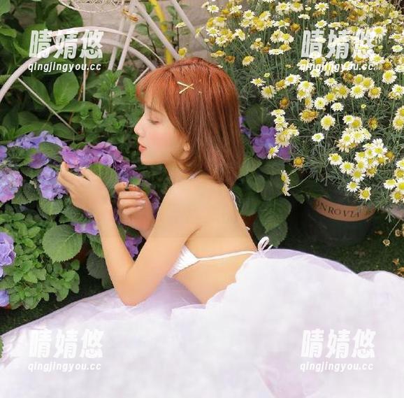 少女秩序-小鱼 少女秩序 - 青春灵动,小鱼白裙写真原图带你感受自然的宁静