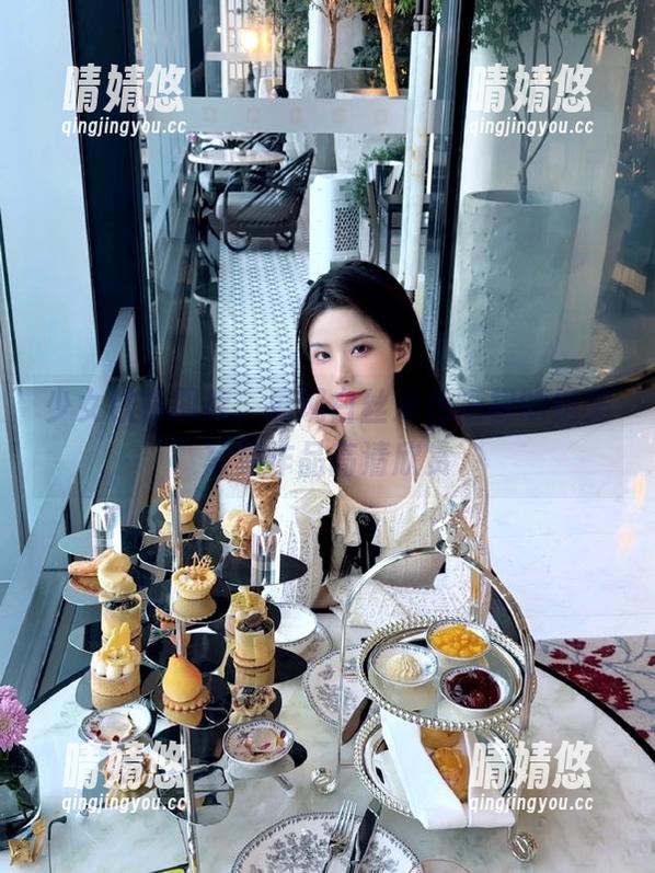 少女秩序图库，展现白丝米色短裙的绝美写真作品高清欣赏