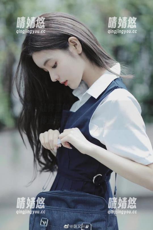 尤果网-佟蔓 尤果网 - 让佟蔓的圣诞套图资源陪伴你,传递节日的温暖与快乐