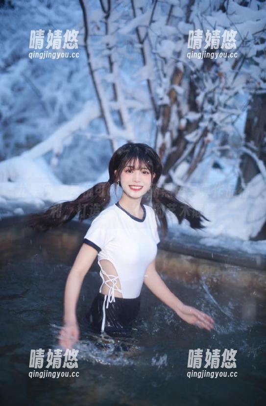 尤果网 - 夏倪可ella最新黑色写真作品福利，打造女性之美的艺术巅峰
