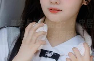 尤果网 – 真实与美的结合：小欧居家写真中的无圣光美图探索
