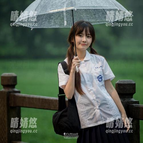 尤果网 - 最新图集重磅推出，黛斯羽长腿写真透视迷人曲线