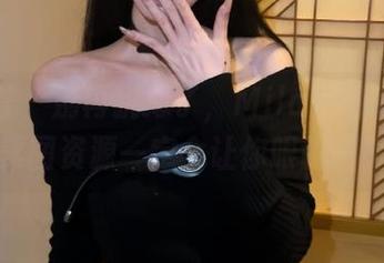 尤蜜荟 – 别再犹豫了，Mila豆嘟嘟灰丝的美图资源一定会让你眼前一亮！