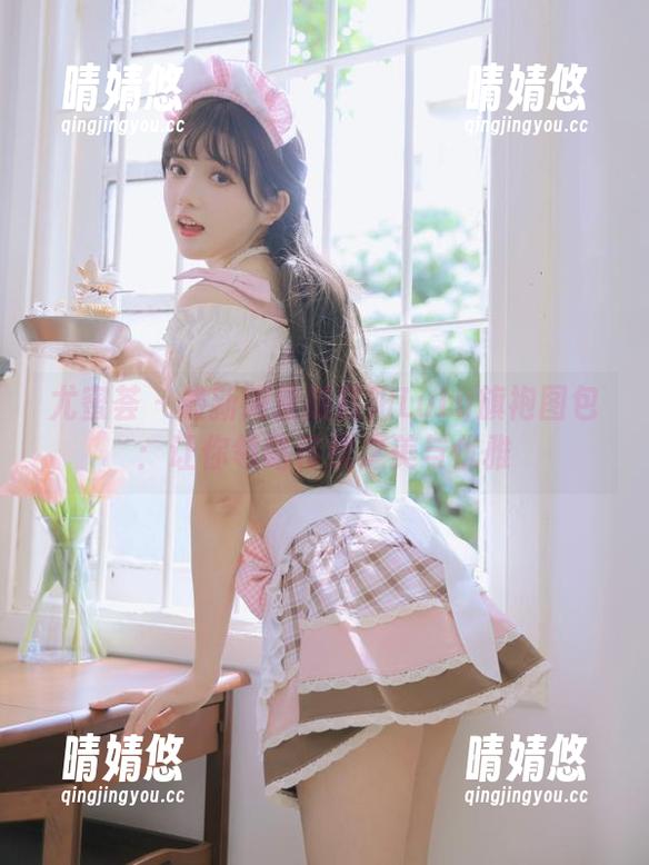 尤蜜荟 - 最新限量版欧阳LuLu旗袍图包：让你领略传统之美与优雅