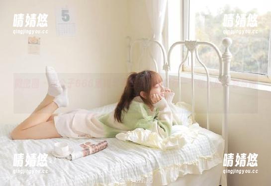 微密圈 - 左公子666清纯写真合集，捕捉每一个动人的笑容与瞬间