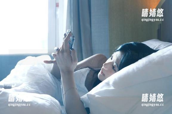 异思趣向 - 诗琪女神灵动美图合集：捕捉每个精彩瞬间的魅力
