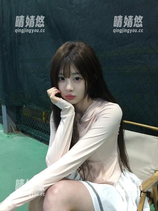 推女神 - 精致生活必备：梁莹Sugar带来的美腿福利图集，尽显优雅魅力！