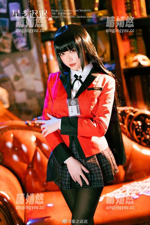 高清写真集大赏：探秘星之迟迟的《尼尔同人2B学生服》，别样风情