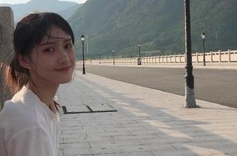 星颜社 – 唐思琪花嫁写真合集，网盘一键下载教你轻松拥有