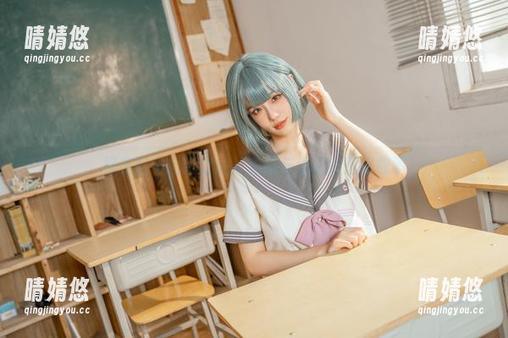 桃良阿宅自嘲之旅：美图与遥望的壁纸故事