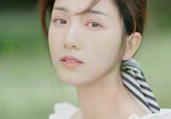 梦丝女神 – 香萱泳池写真特辑，无圣光作品记录她的水下梦幻旅程