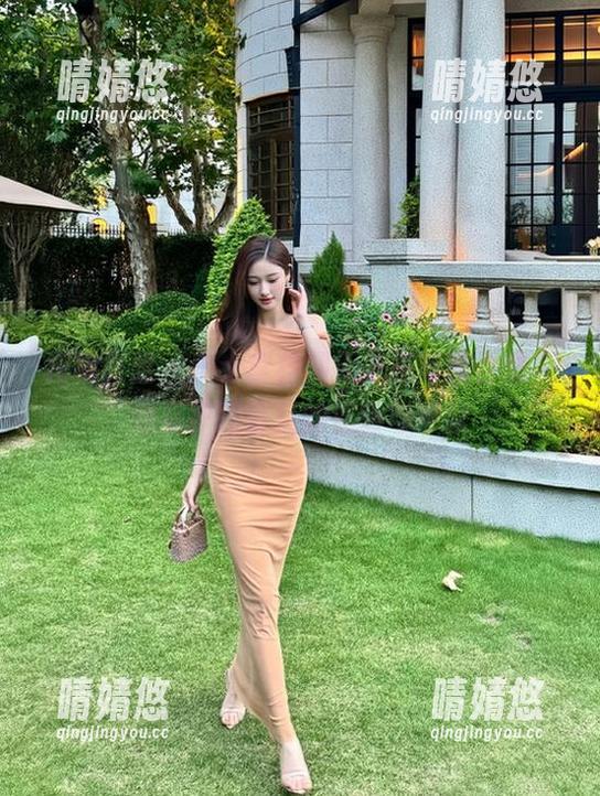 模特联盟 - 护士李梓熙无圣光写真合集，感受护理背后的温暖与奉献