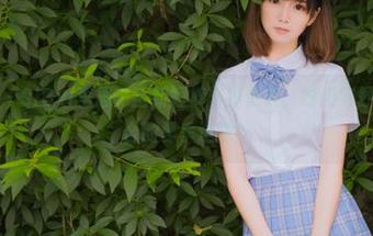 模范学院 – SiByl李思宁全新短裤写真更新，时尚与舒适完美结合的夏季选择！