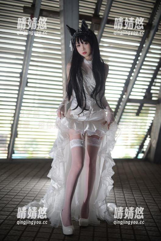 模范学院-兜豆靓Youlina 模范学院 - 兜豆靓Youlina毛衣写真合集资源,带你感受温暖与时尚的完美结合