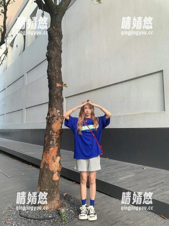 模范学院-熊吖BOBO 模范学院 - 熊吖BOBO的网袜写真合集,带你进入梦幻般的可爱世界!