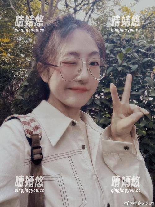 樱晚gigi 樱晚gigi私房写真系列:初夏梦回中的日常美学探索