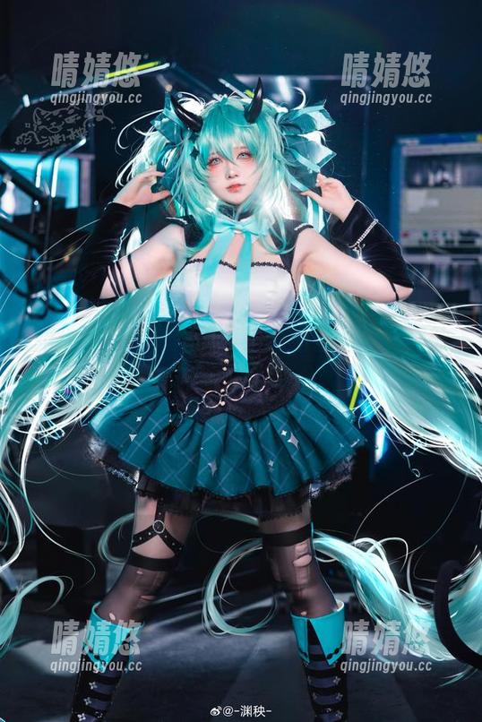渊秧 渊秧女王写真作品集:一场艺术与情感的资源盛宴