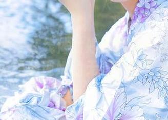 物恋传媒 – 在线体验婷婷的黑色摄影之旅，原图展现她的无限可能与魅力