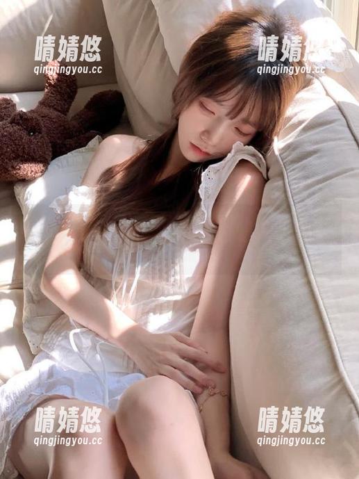猎女神 - 探索“田依依天使”作品，图库中不容错过的视觉盛宴