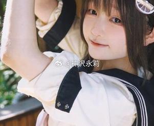 独特视角下的神沢永莉：私拍家庭作业套图详解