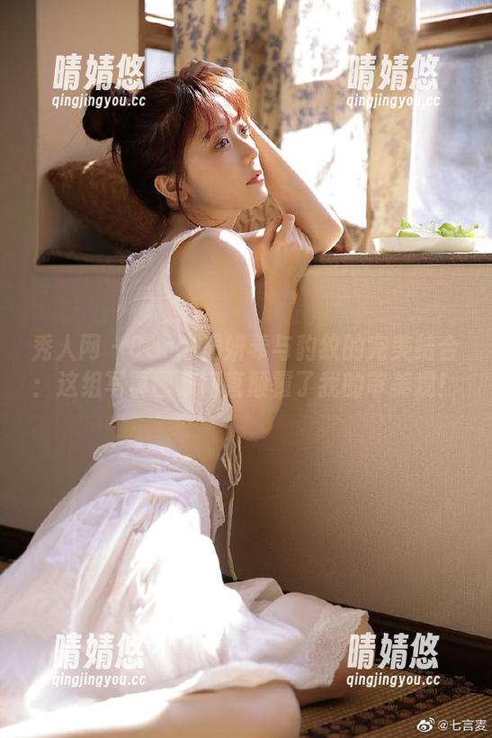 秀人网 - Carol周妍希与豹纹的完美结合：这组写真图集简直颠覆了我的审美观！